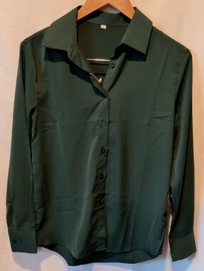 Classic Forest Green Button-Down Blouse
